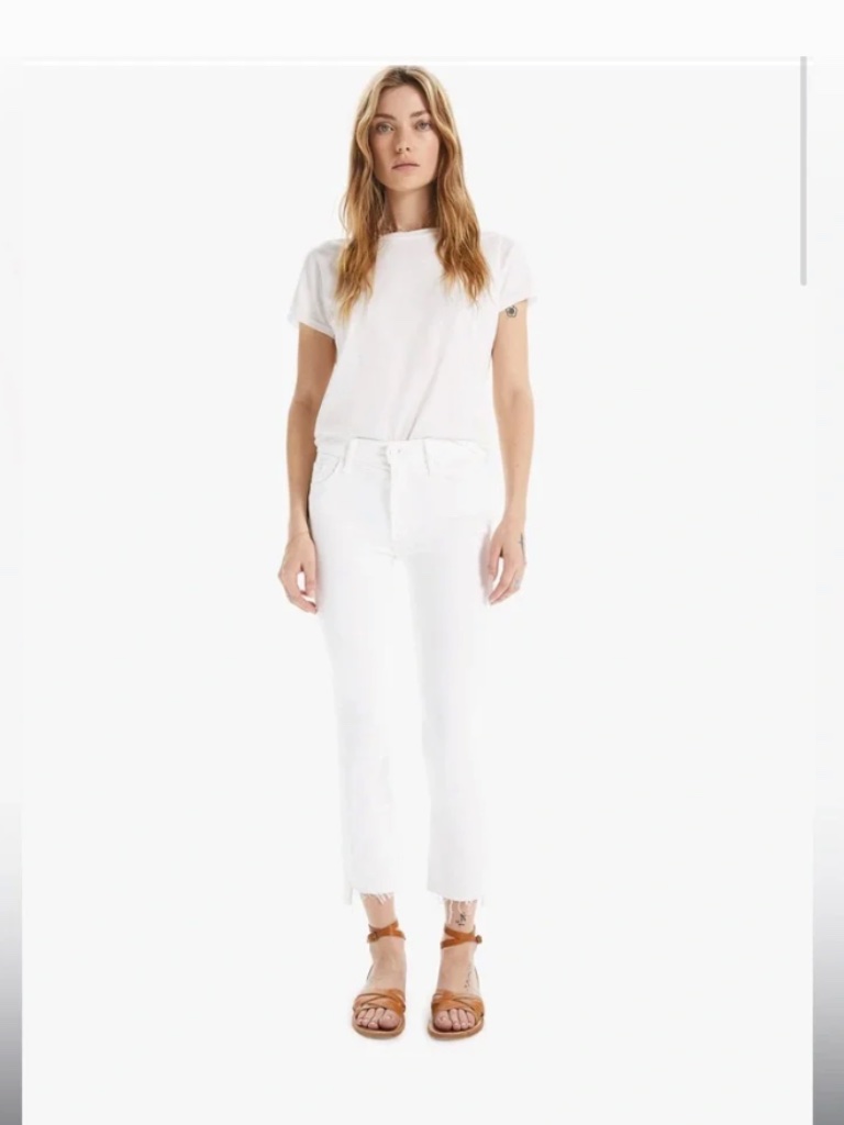 Mother Denim /The Insider / Crop / Step Fray /Fairest Of Them All White 31 X 26”